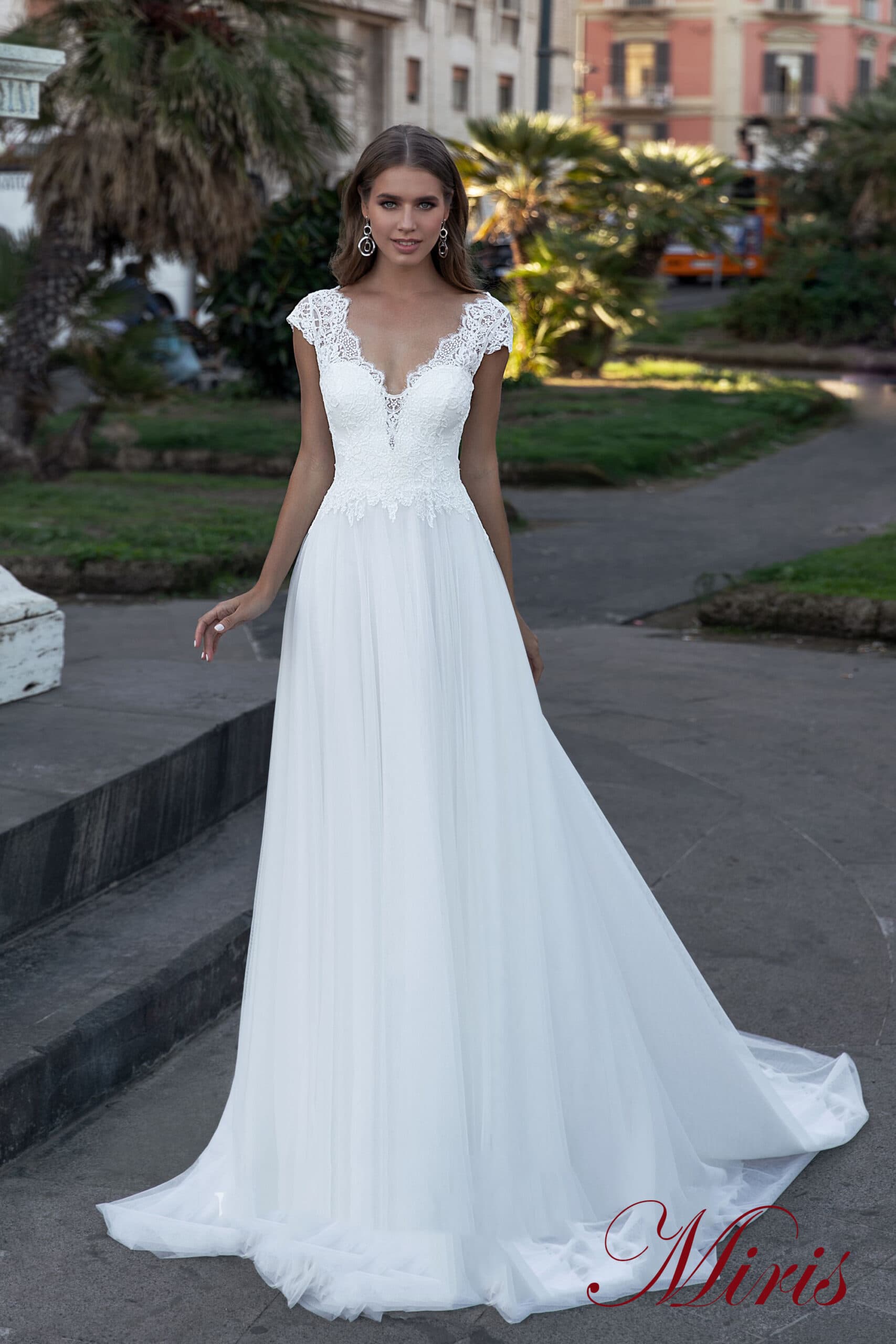586860-scaled